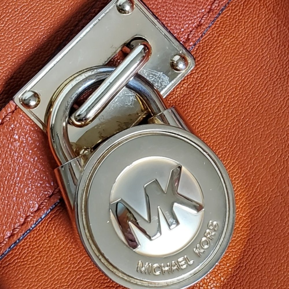 🎀Michael Kors Hamilton Handbag🎀 - Picture 7 of 16